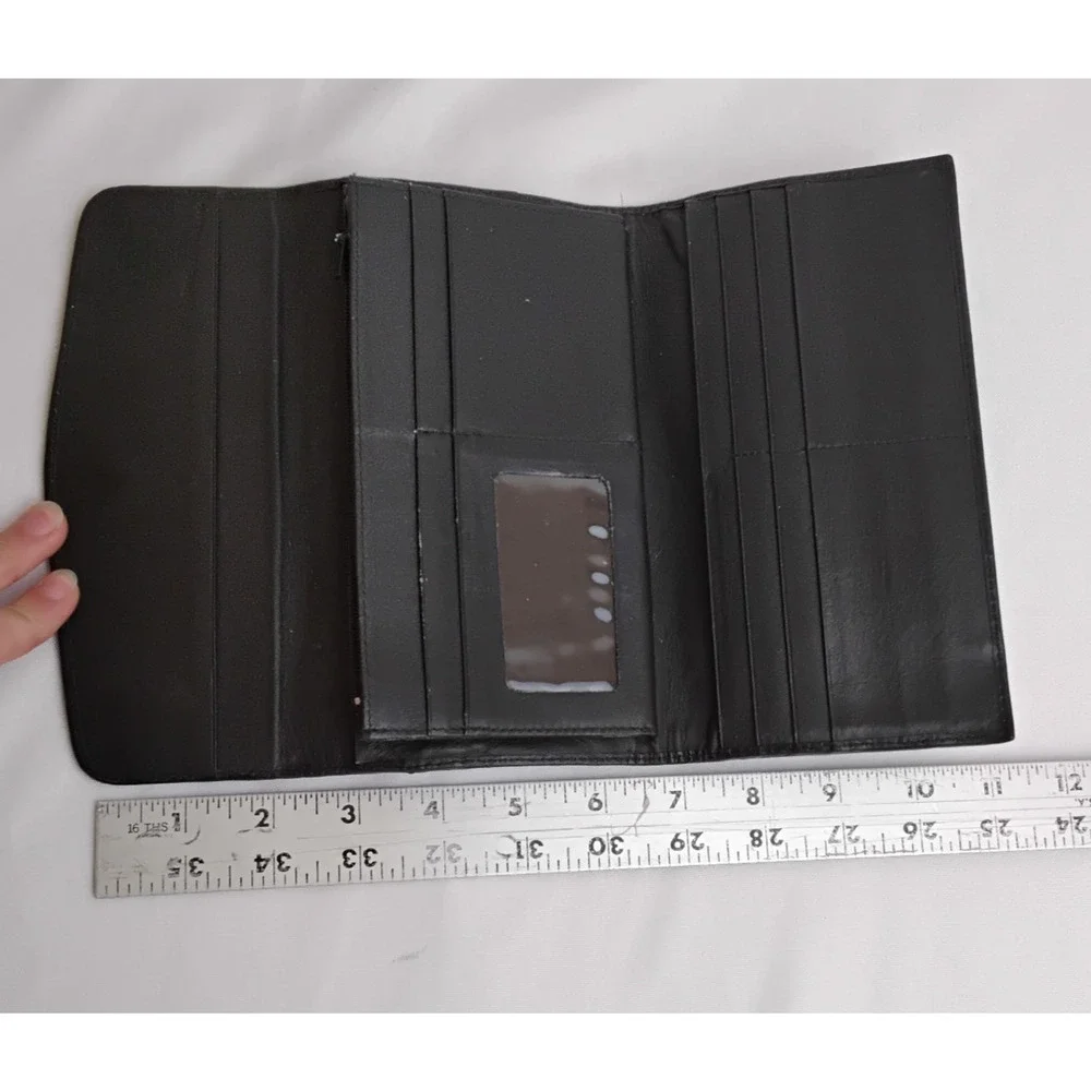 Genuine Stingray Leather TriFold Wallet Black/Green Textured Button Close #J5866